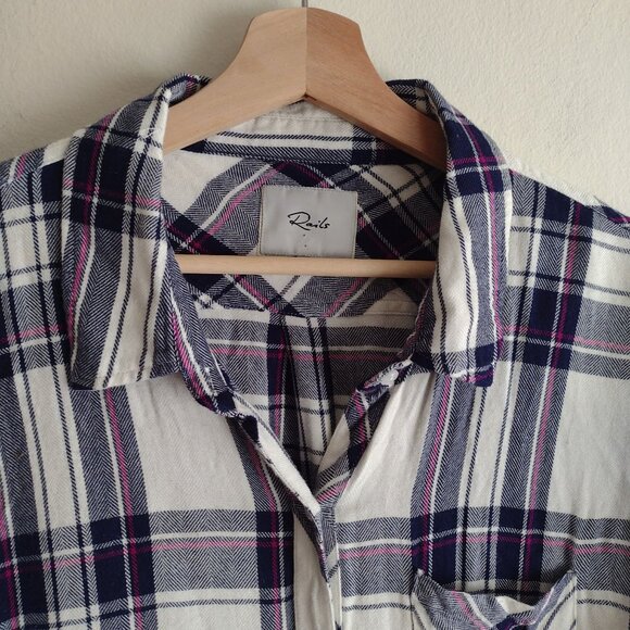 Rails Hunter Plaid Top L White Navy Rayon Flannel Lightweight Button Front Shirt - Picture 3 of 12